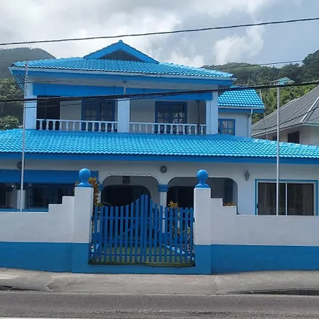 Le Chateau Bleu