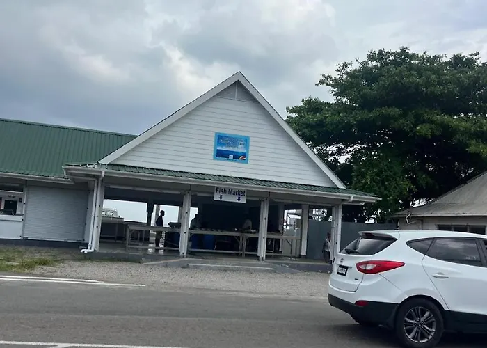 Guest house Le Chateau Bleu Anse aux Pins