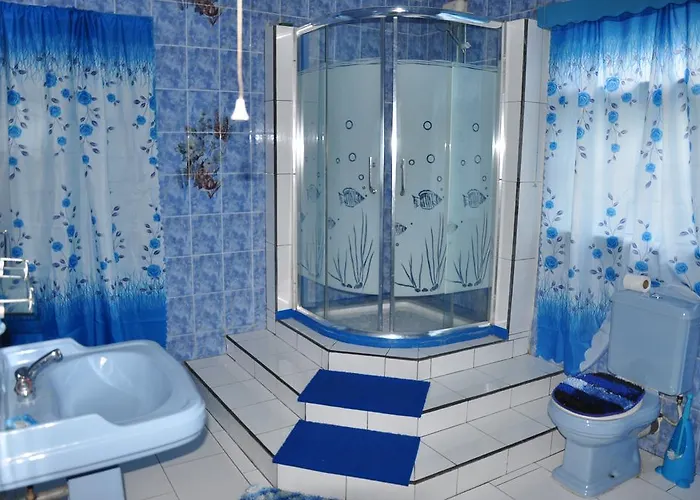 Le Chateau Bleu Guest house