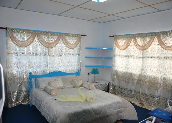 Guest house Le Chateau Bleu