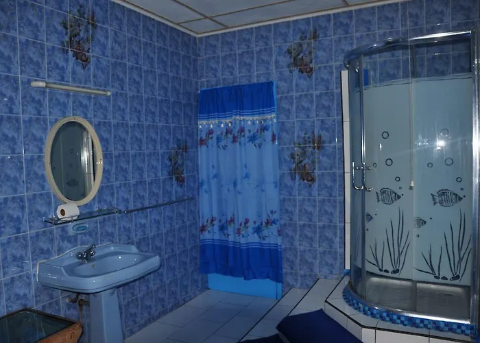 Le Chateau Bleu Guest house Anse aux Pins