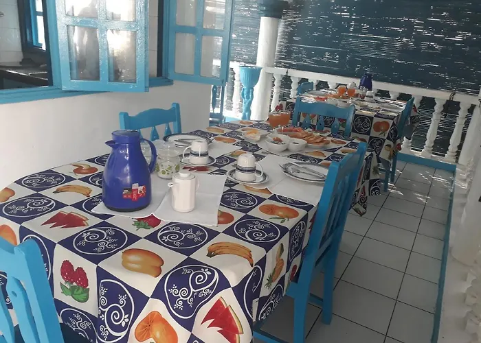 Le Chateau Bleu Guest house