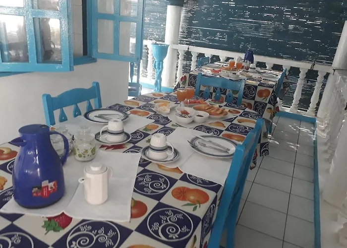 Le Chateau Bleu Anse aux Pins